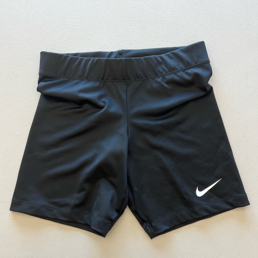 Nike Women’s XS Nike Running Spandex Shorts NWT Compression Athletic Sportswear
